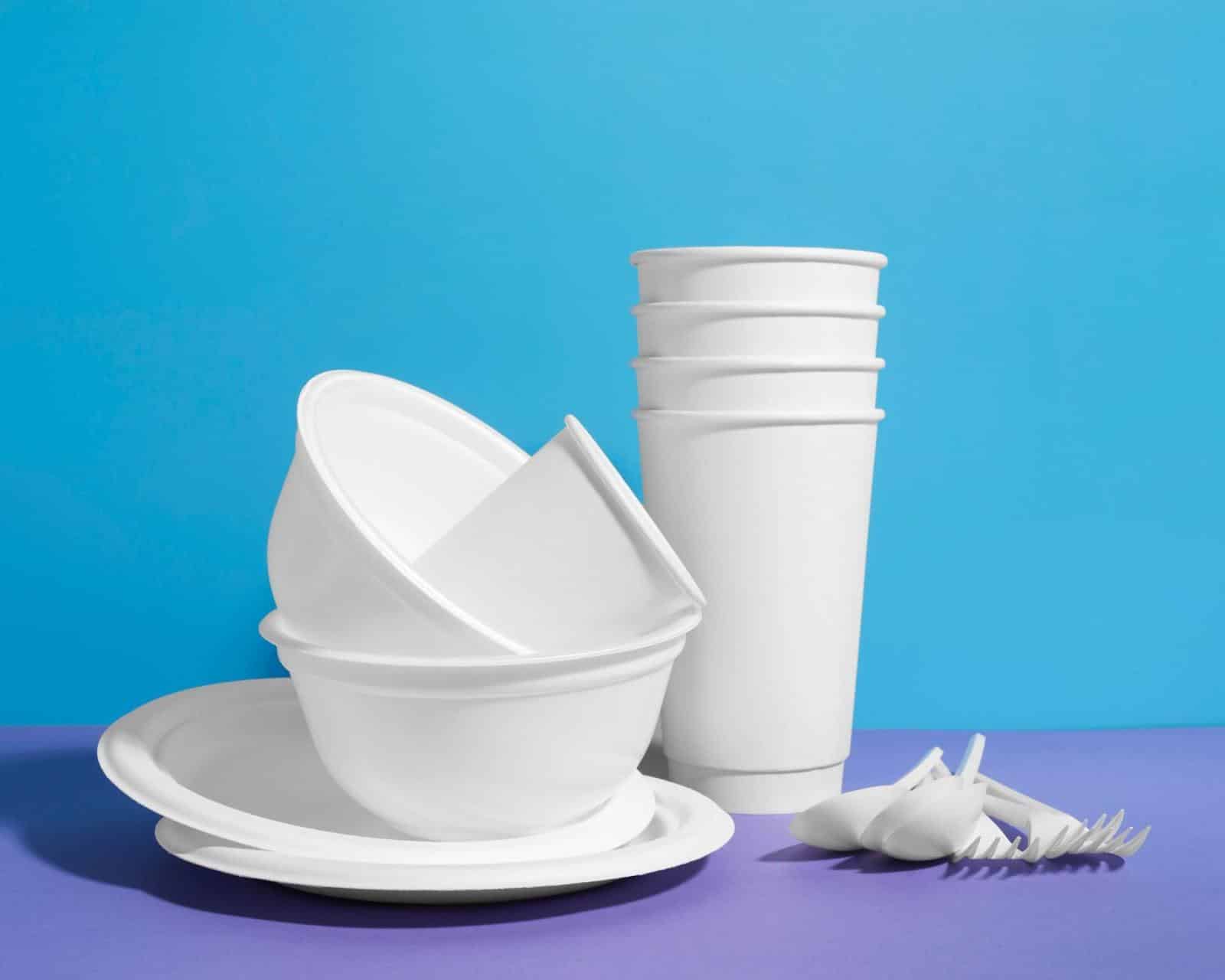 A stack of white plates and cups
AI-generated content may be incorrect.