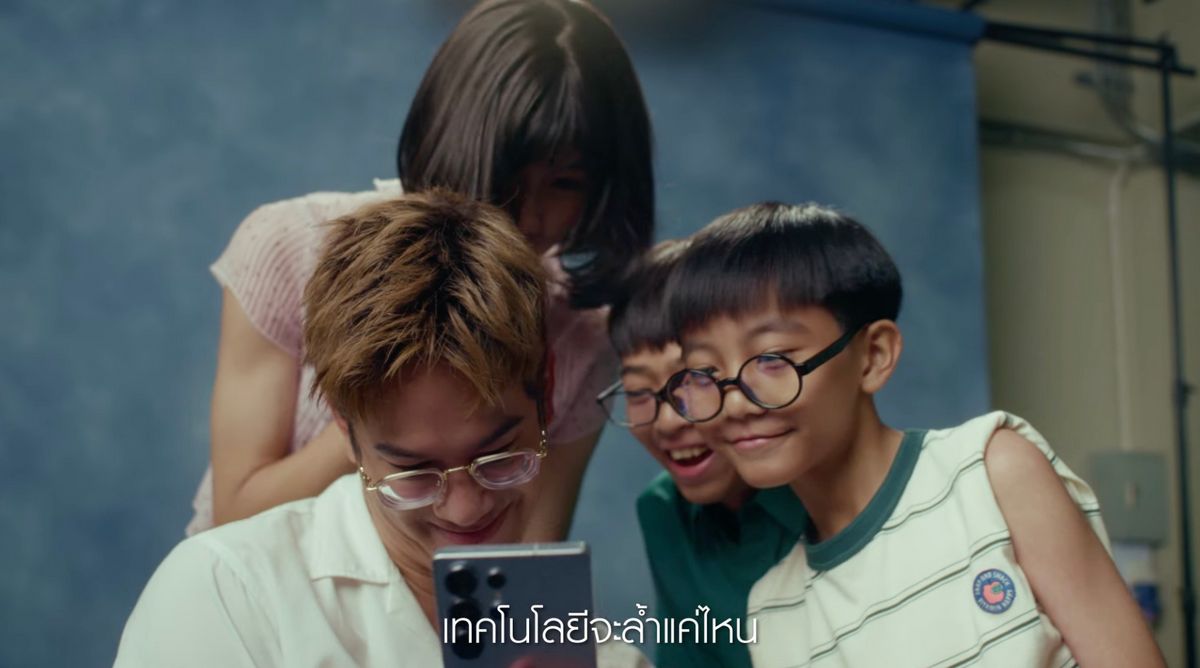 MAY PR 2025 09 24 130646 3 Samsung Galaxy ส่งหนังโฆษณาสั้น ซึ้งกินใจ ไม่มีเทคโนโลยีไหนที่ทำให้เราได้เหมือน “แม่” 