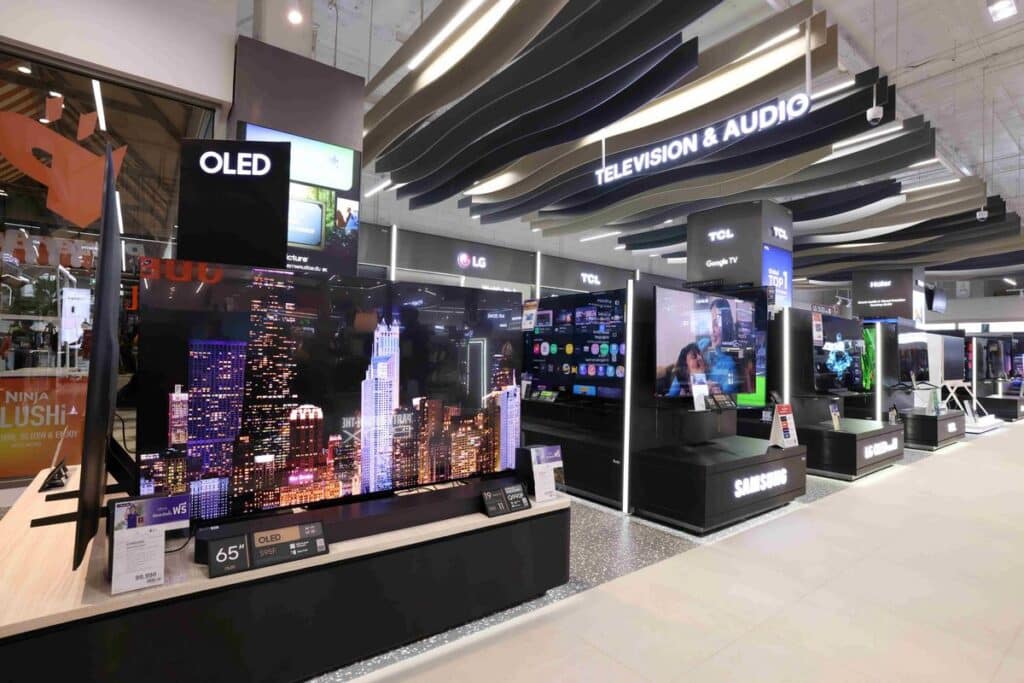 เพาเวอร์บาย ในเครือเซ็นทรัล รีเทล ปักหมุด “เซ็นทรัล กระบี่” เปิดสาขาแรกในจังหวัด ดันโมเดล “ฮับเทคโนโลยีครบวงจร” เจาะตลาดภาคใต้ รับดีมานด์เทคโนโลยีโตต่อเนื่อง 4 MAY PR 2025 10 23 171111 เพาเวอร์บาย ในเครือเซ็นทรัล รีเทล ปักหมุด “เซ็นทรัล กระบี่” เปิดสาขาแรกในจังหวัด ดันโมเดล “ฮับเทคโนโลยีครบวงจร” เจาะตลาดภาคใต้ รับดีมานด์เทคโนโลยีโตต่อเนื่อง