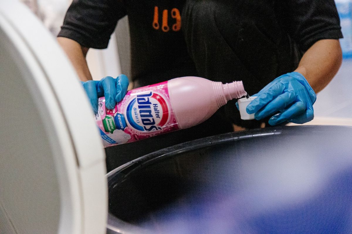 MAY PR 2025 10 08 120230 ไฮเตอร์ ย้ำจุดยืนด้านการปกป้องสุขอนามัยให้คนไทยด้วยภาพความสำเร็จแคมเปญ “บ้านสุขภาพดี”​กระตุ้นคนไทยอย่าละเลยเรื่องความสะอาด ลงมือ ซัก เช็ด ล้าง แม้ในมุมที่ถูกลืม ​พร้อมชวน ‘แมวบิน นักจัดระเบียบบ้าน’ ร่วมภารกิจ ‘บ้านสุขภาพดี’ยกระดับความสะอาดครัวเรือนทั่วไทยให้น่าอยู่มีสุขภาพดีอีกครั้ง