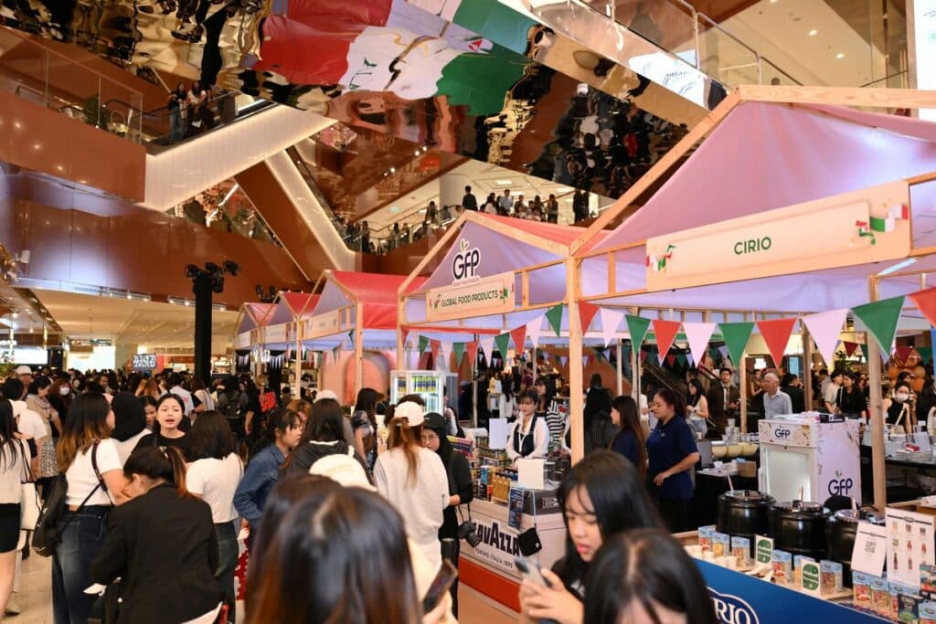 MAY PR 2025 11 29 145738 “สถานเอกอัครราชทูตอิตาลีประจำประเทศไทย” และ “สำนักงานพาณิชย์อิตาเลียน” จับมือ “ช้อปปี้” ต่อยอดความสำเร็จครั้งใหญ่  กับแคมเปญ Best of Italy: All in One at Shopee - ยกอิตาลีมาให้ช้อป ครบคุ้มที่ Shopee กับประสบการณ์ใหม่แบบไร้รอยต่อ