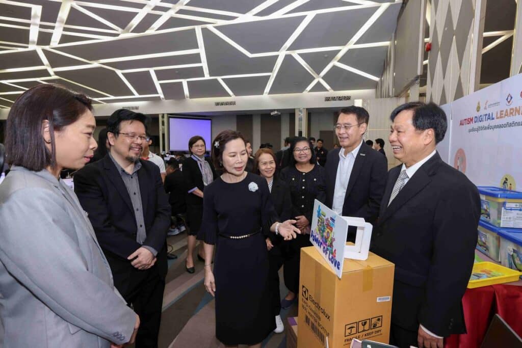 MAY PR 2026 01 29 101103 เพาเวอร์บาย ในเครือเซ็นทรัล รีเทล จับมือ มูลนิธิออทิสติกไทย ผลักดันเทคโนโลยี เพื่อความเท่าเทียม สร้างโอกาสการศึกษาให้บุคคลออทิสติกทั่วไทยอย่างยั่งยืน