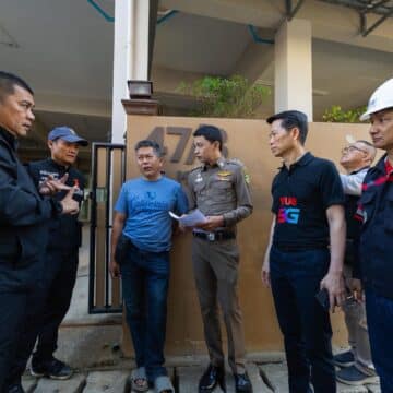 MAY PR 2026 02 13 123319 ทรูร่วมตำรวจ บก.ปอท. และ กสทช. บุกตรวจอาคารต้องสงสัย อ.แม่สาย ตัดอุปกรณ์ส่งเน็ตข้ามแดน เร่งขยายผลเครือข่ายปราบมิจฉาชีพเพื่อความปลอดภัยไซเบอร์ของคนไทย