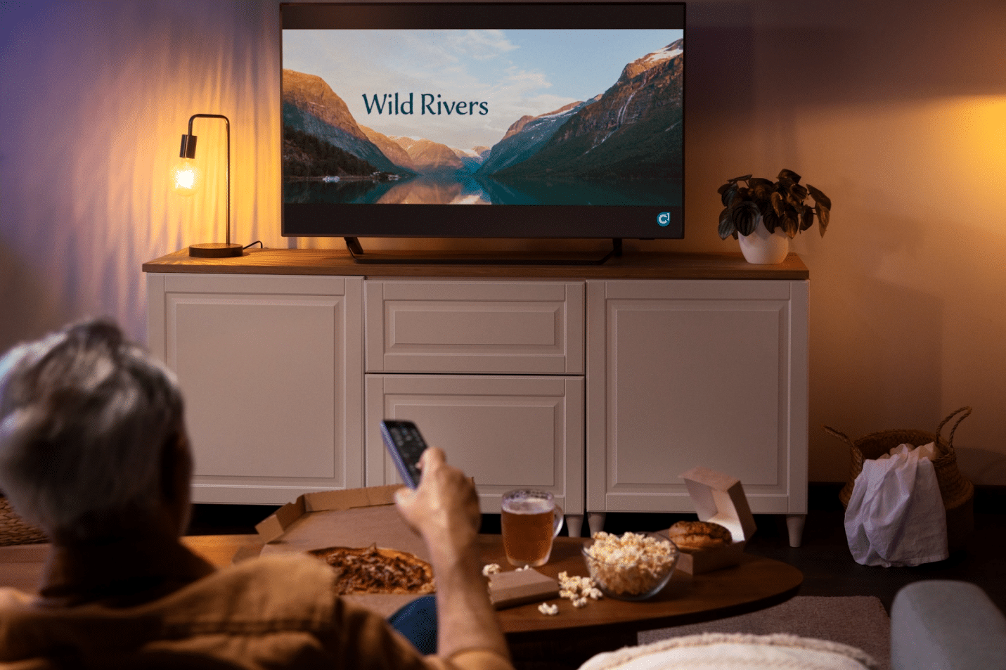 เทคนิคการเลือกซื้อทีวีให้เหมาะกับคนที่ชอบอยู่บ้าน