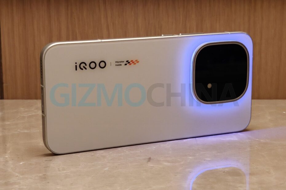 iQOO 16 สเปก