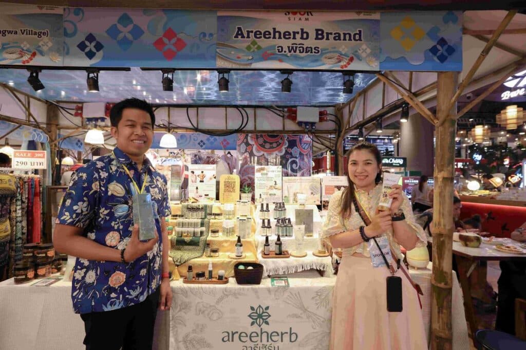 MAY PR 2026 04 08 144811 เมืองสุขสยาม ณ ไอคอนสยาม จับมือพันธมิตรทั้งภาครัฐและเอกชน จัดเทศกาล  “สุขสยาม สนุกสนาน สงกรานต์ บ้านฉัน” รวมสารพัดกิจกรรมความสุขสนุกแบบไทย วันนี้ -15 เมษายน 2569 ณ เมืองสุขสยาม ชั้น G ไอคอนสยาม