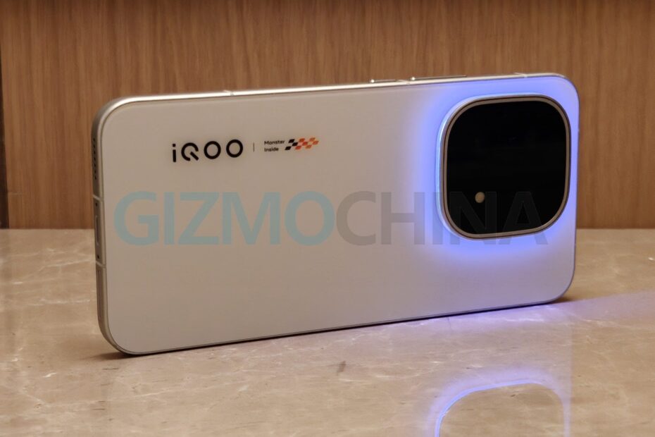 iQOO รุ่นใหม่