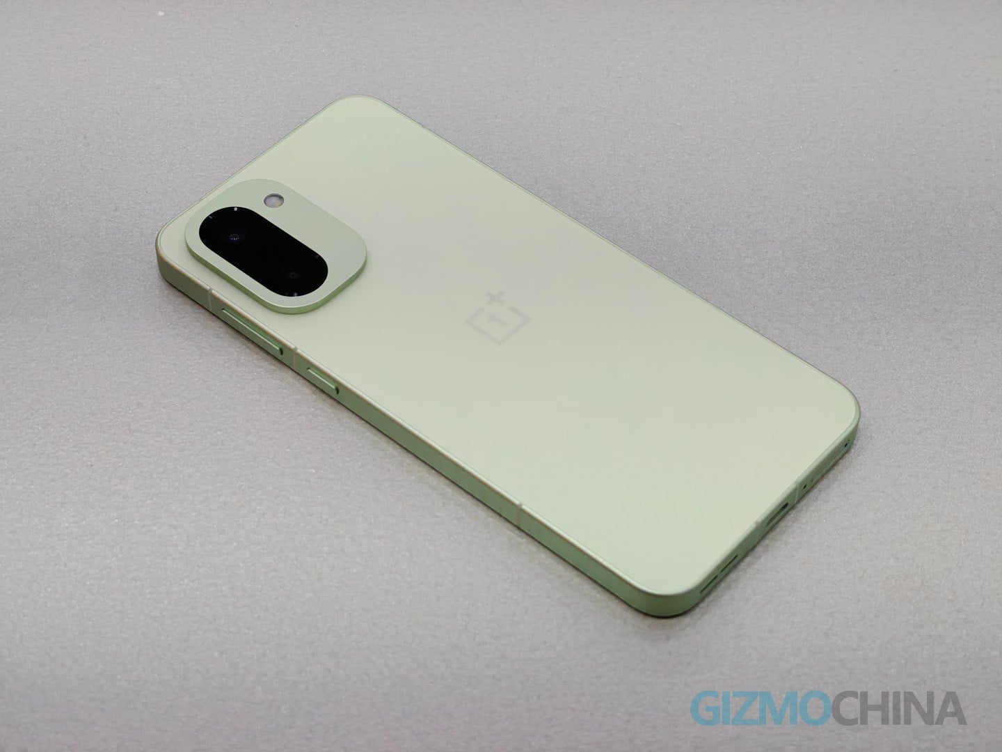 OnePlus หน้าจอ 185Hz