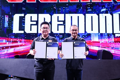 Left:Benny Liem, Country Head of ZF Aftermarket Indonesia; Right:Freddy Thamrin, Head of Brand at PT. MKN. Left:Benny Liem, Country Head of ZF Aftermarket Indonesia; Right:Freddy Thamrin, Head of Brand at PT. MKN.