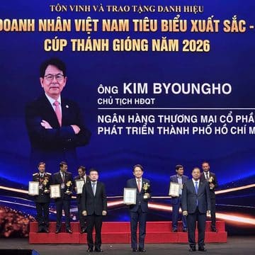 ประธาน HDBank ได้รับการยกย่องเป็นหนึ่งในผู้ประกอบการที่ยอดเยี่ยมของเวียดนาม 18